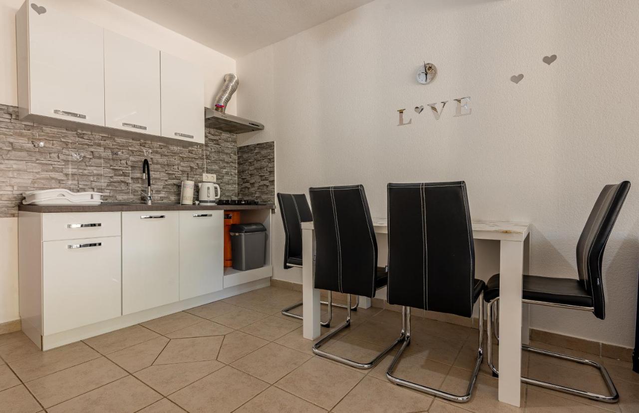 Apartments Villa Agape 维尔 外观 照片