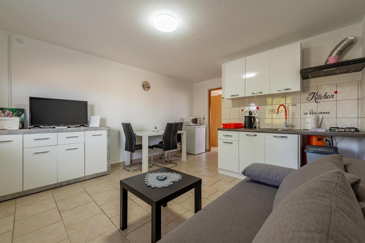 Apartments Villa Agape 维尔 外观 照片